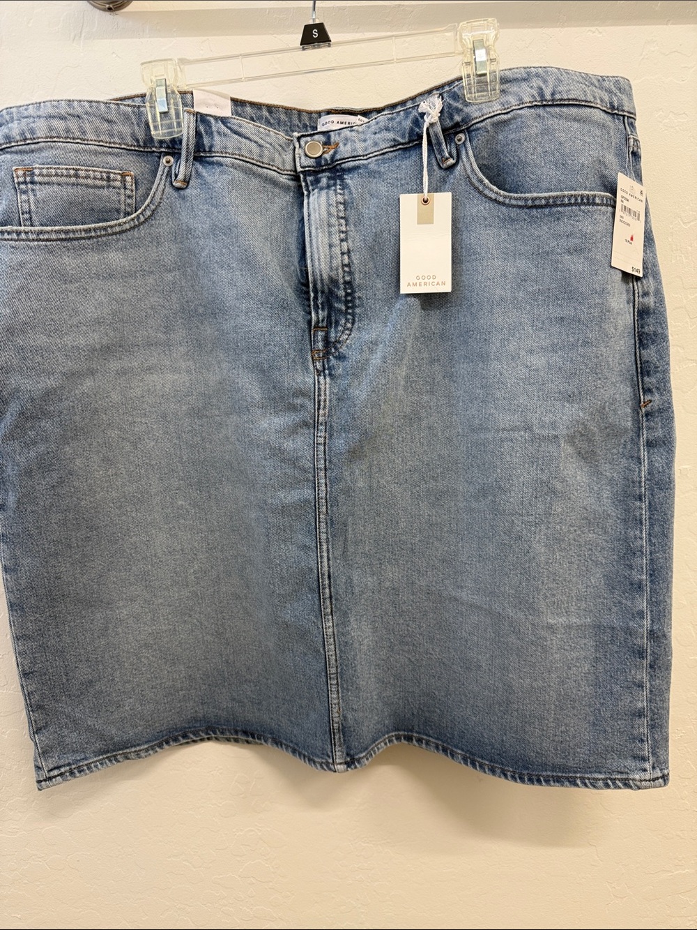 Good American Light Blue women’s Denim skirt